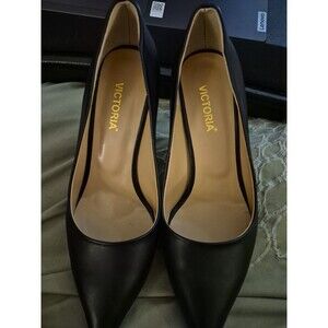 Victoria Black Pumps Size EU 39, US 8.5